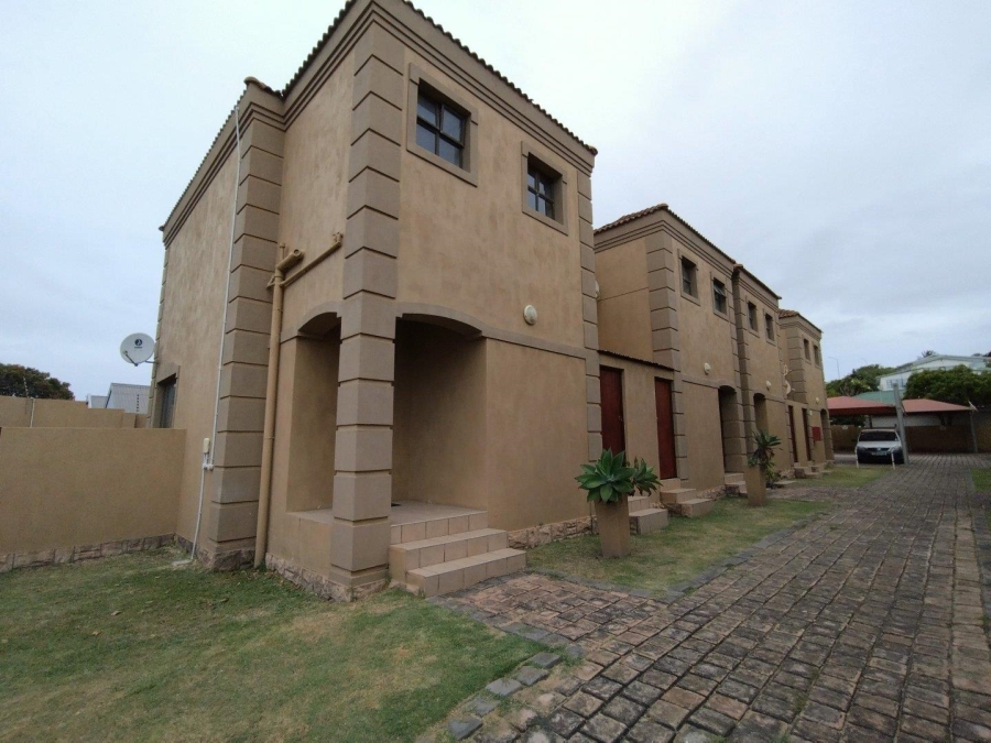 2 Bedroom Property for Sale in Jeffreys Bay Central Eastern Cape